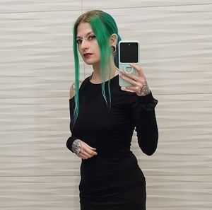 Meet your Posher, Cassie